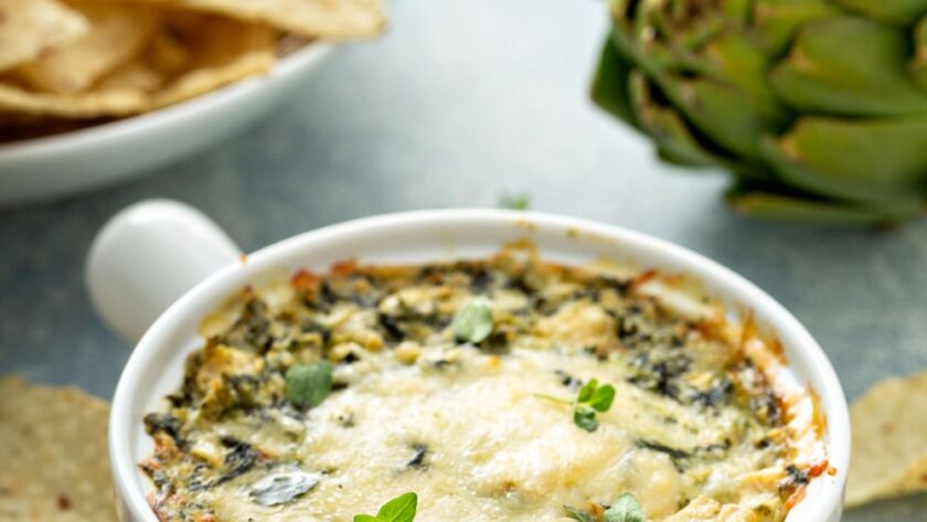 Pioneer Woman Mediterranean Artichoke Dip