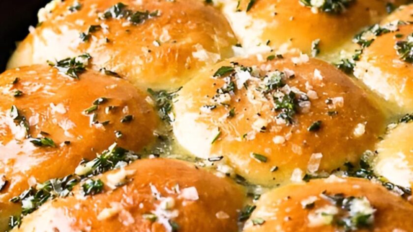 Pioneer Woman Rosemary Dinner Rolls