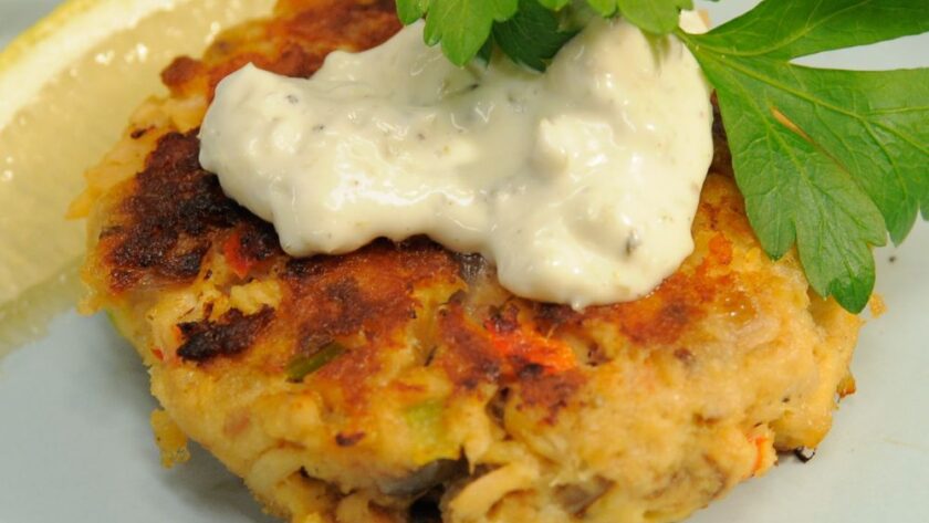 Pioneer Woman Salmon Cakes