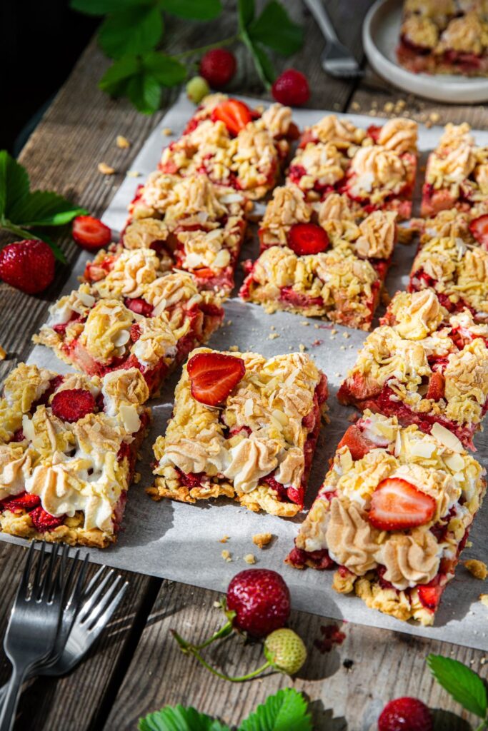 Pioneer Woman Strawberry Cobbler Squares