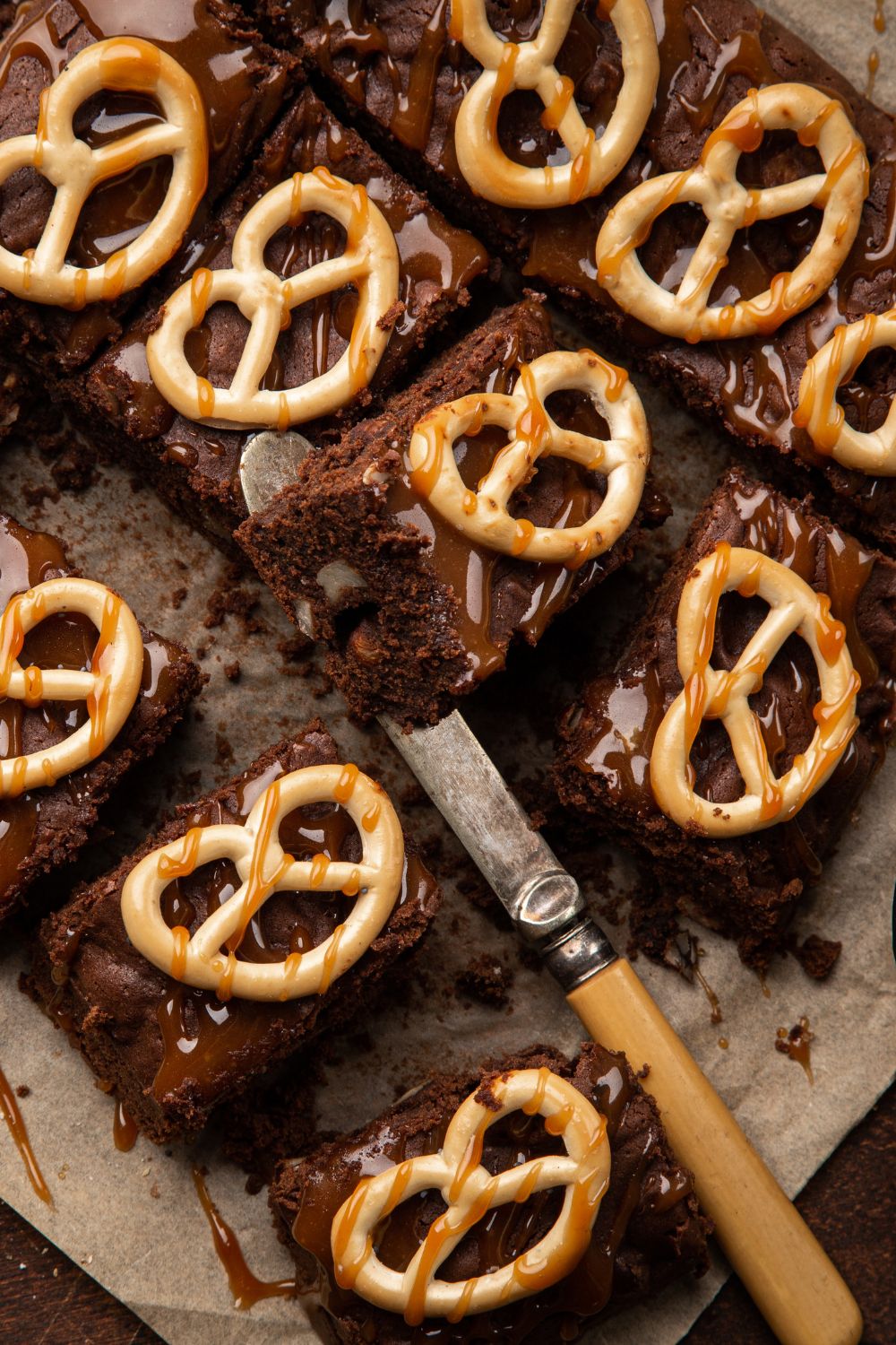 Pioneer Woman Pretzel Brownies