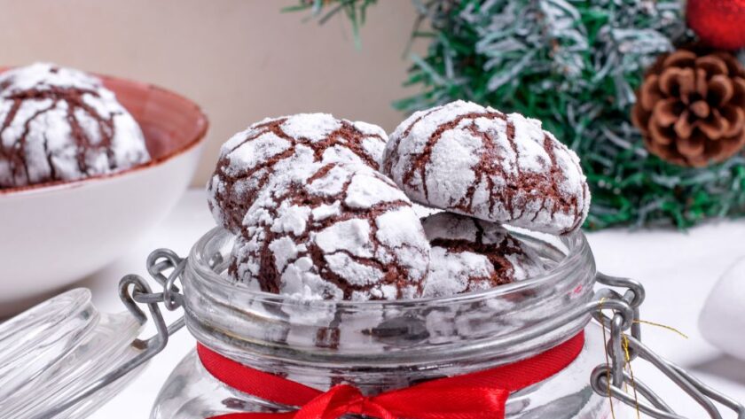 Pioneer Woman Red Velvet Crinkle Cookies