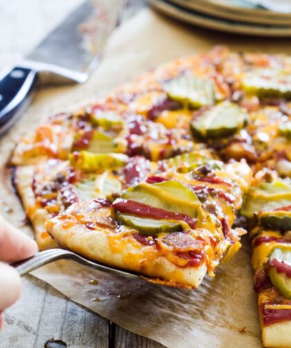 Pioneer Woman Cheeseburger Pizza