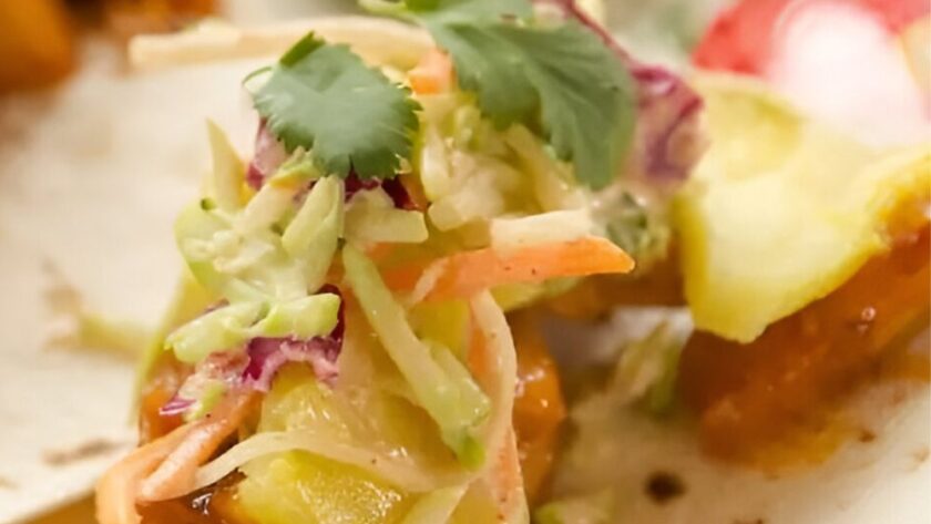 Pioneer Woman Pineapple Chicken Tacos