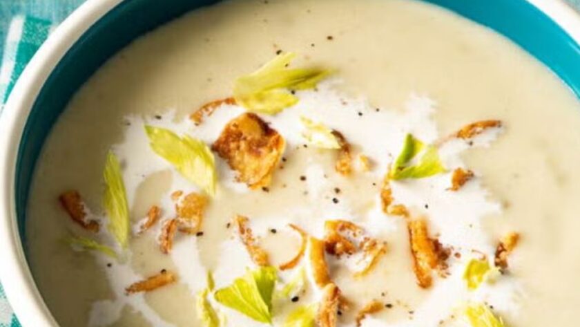 Pioneer Woman Potato Leek Soup​