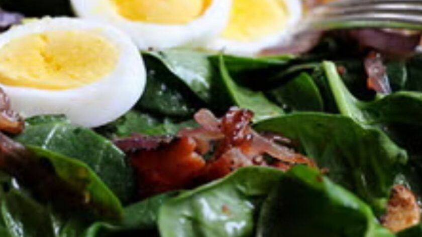 Pioneer Woman​ Spinach Salad With Warm Bacon Dressing