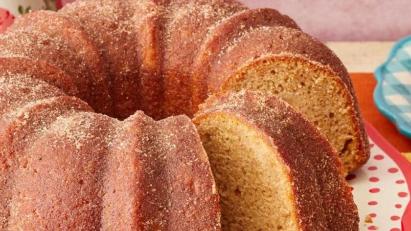 Pioneer Woman Apple Cider Donut Cake Recipe