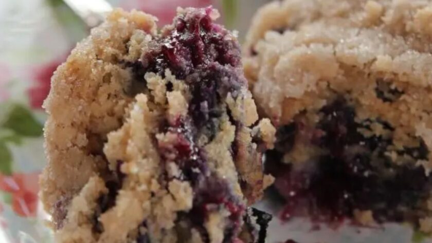 Pioneer Woman Blueberry Coffee Cake