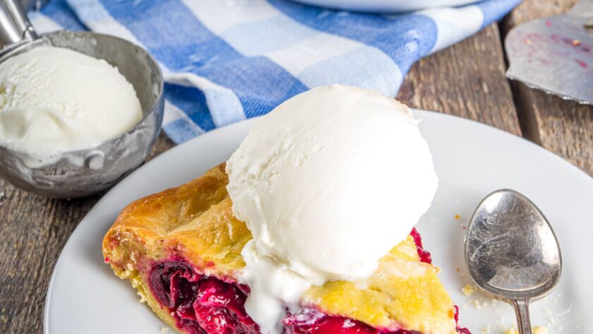 Pioneer Woman Cherry Pie