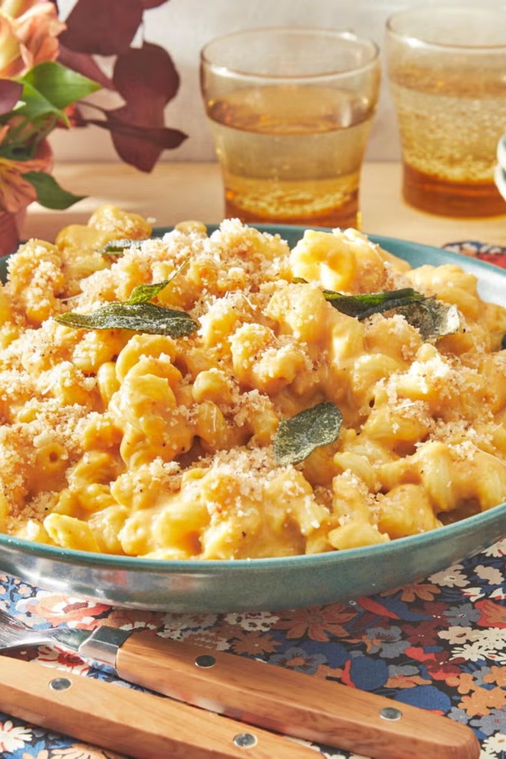 Pioneer Woman Pumpkin Mac and Cheese