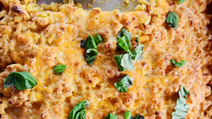 Pioneer Woman Sheet Pan Mac and Cheese