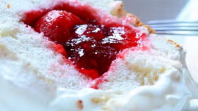 Pioneer Woman Strawberry Sparkle Cake Recipe