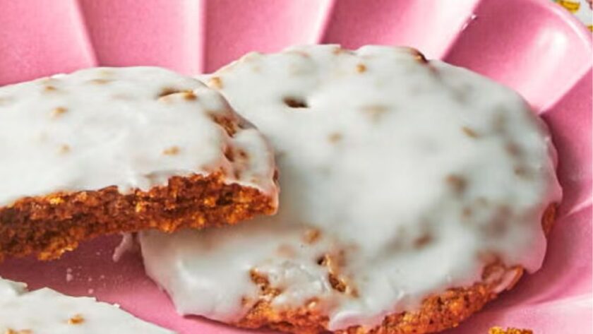 Pioneer Woman Iced Oatmeal Cookies Recipe